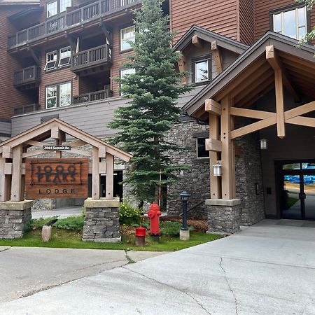 1000 Peaks Lodge Panorama Exterior photo