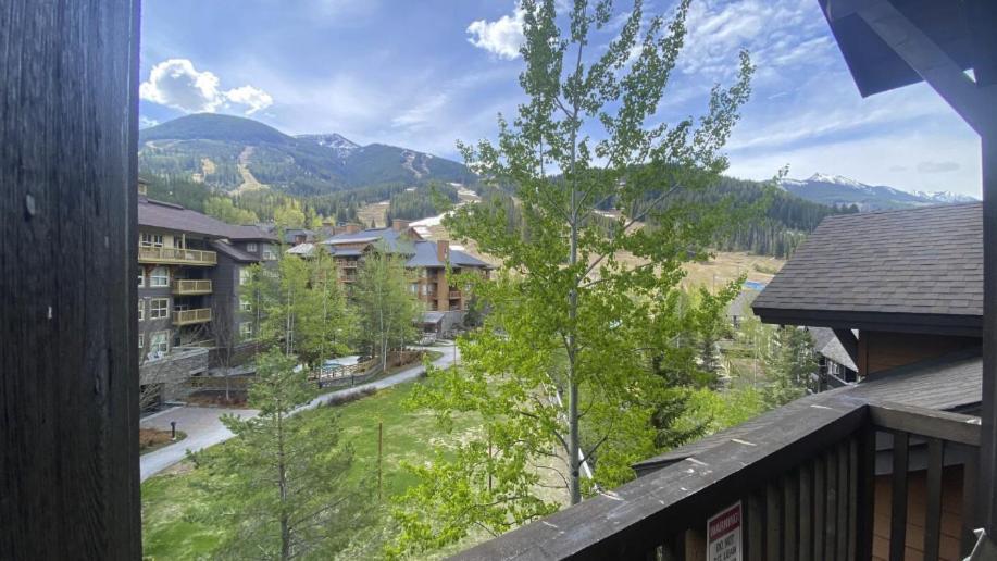 1000 Peaks Lodge Panorama Room photo